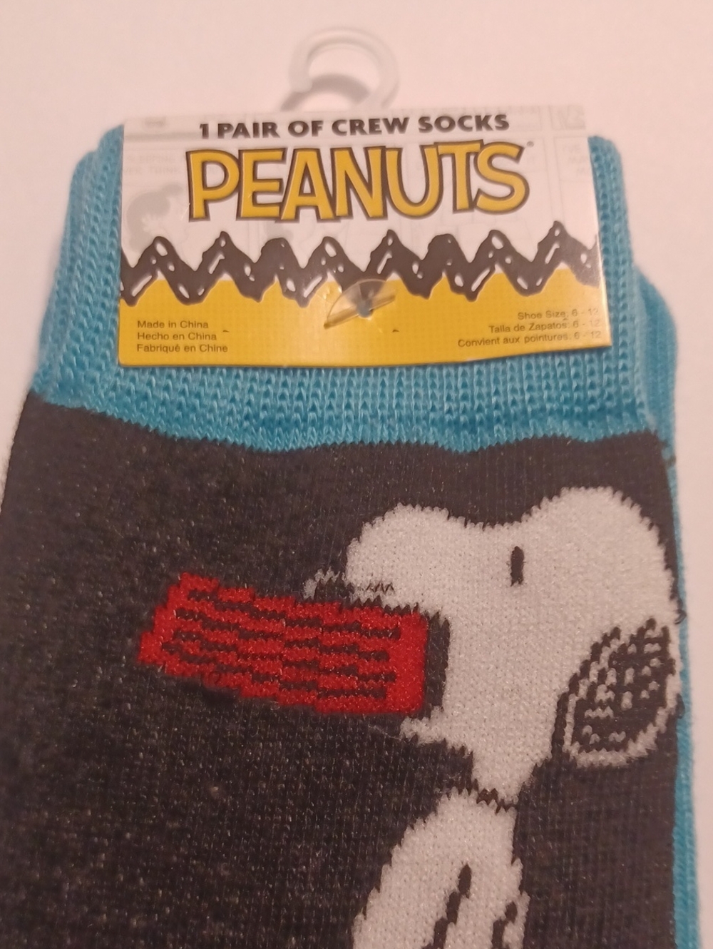 Snoopy Socks - Picture 2 of 4